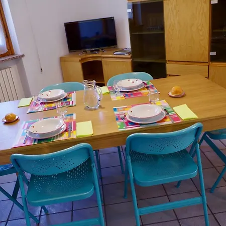 Hébergement de vacances Casa Emilia Riva di Solto